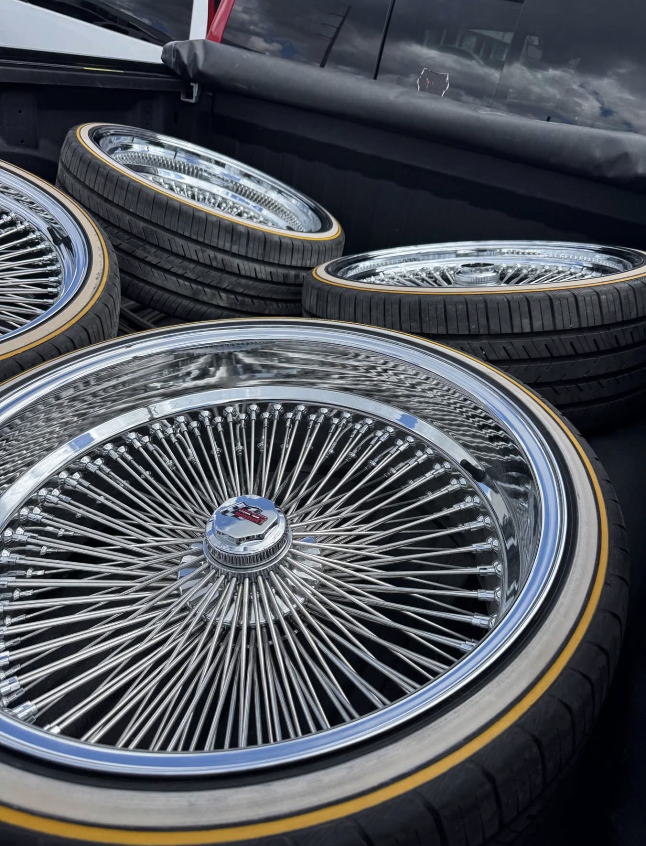 22 inch chrome spokes with vogue tires come with all hardware and hammer 22 inch chrome spokes with vogue tires come with all hardware and hammer